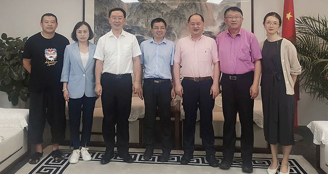 中景恒基投資集團受淮安市人民政府邀請實地考察洽談合作